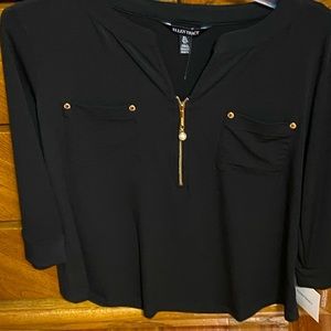 Gorgeous black dressy blouse.